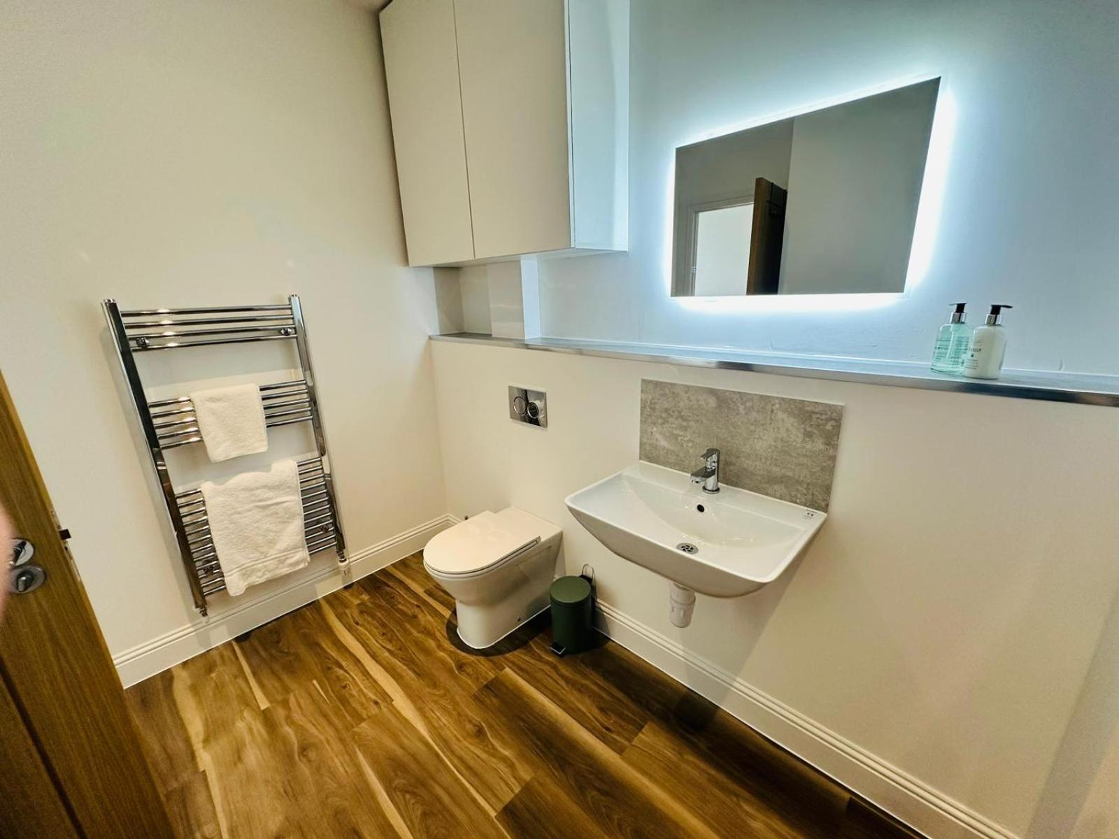 Barnet House Serviced Apartments Dunfermline Eksteriør bilde